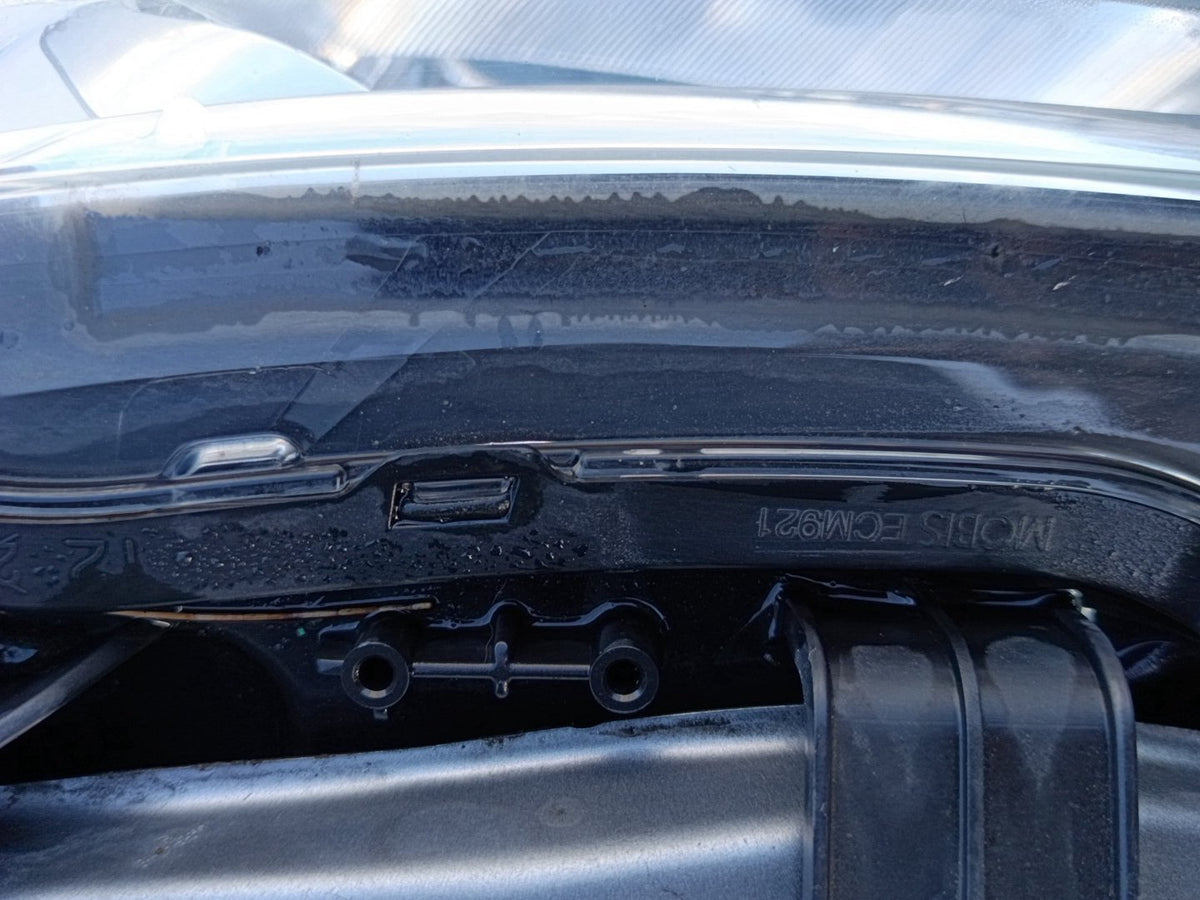 2013 Mitsubishi Outlander ZJ- Left Headlight PN: non hid