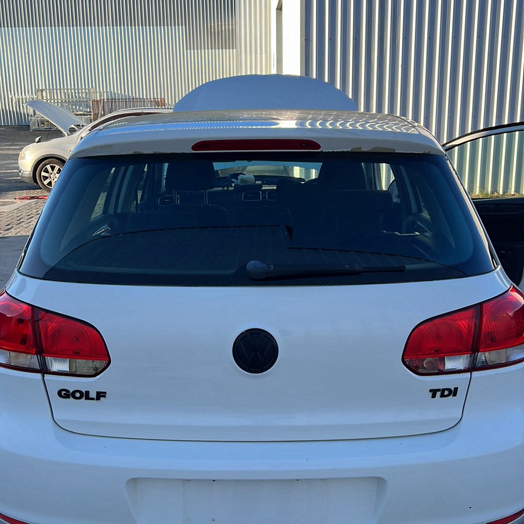 Oct 2008 to Mar 2013- Volkswagen Golf Mk6 Hatchback- Tailgate- Spoilered Type
