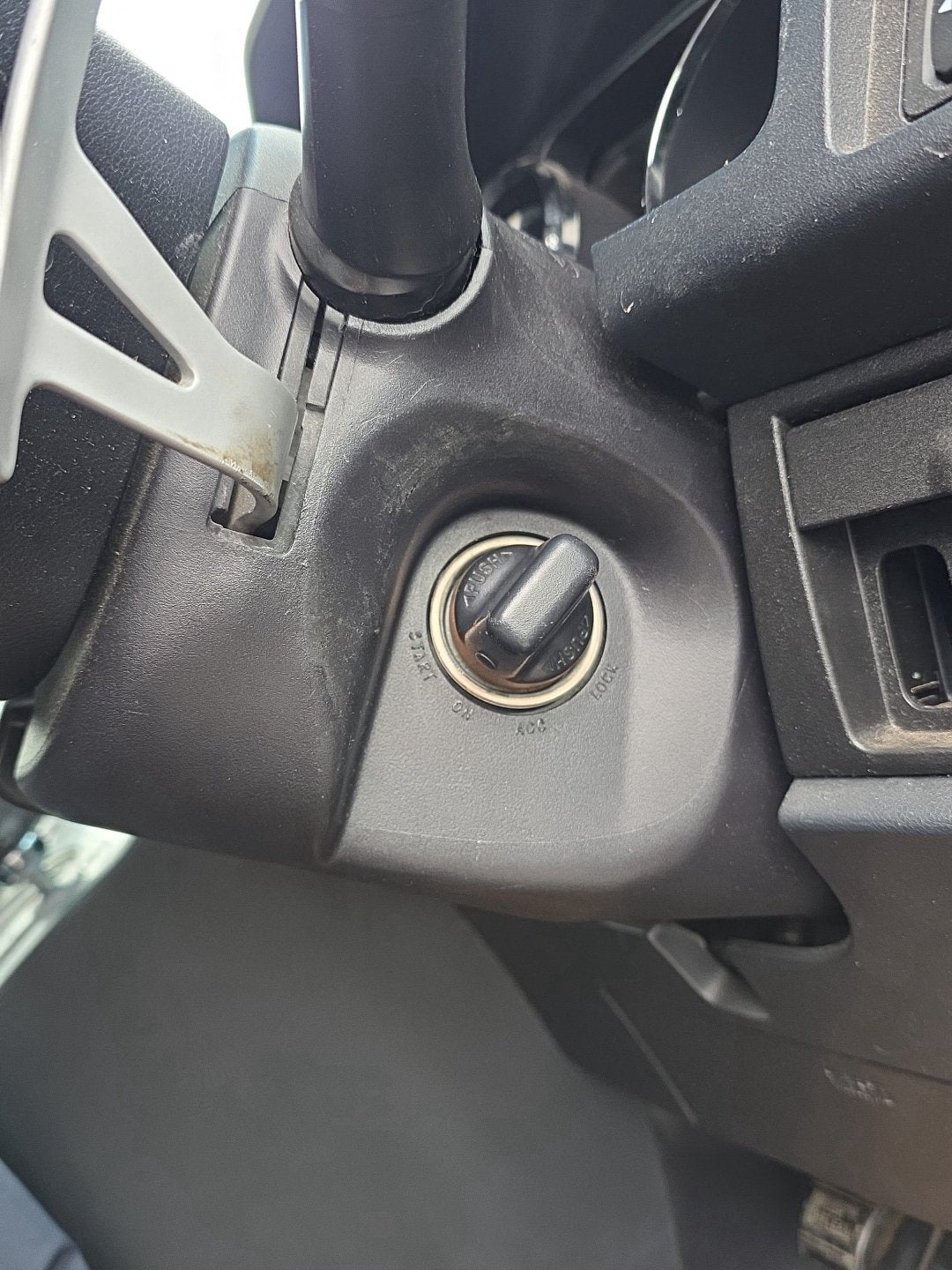 2007 Mitsubishi Delica CV5W - Steering Column Shroud PN: