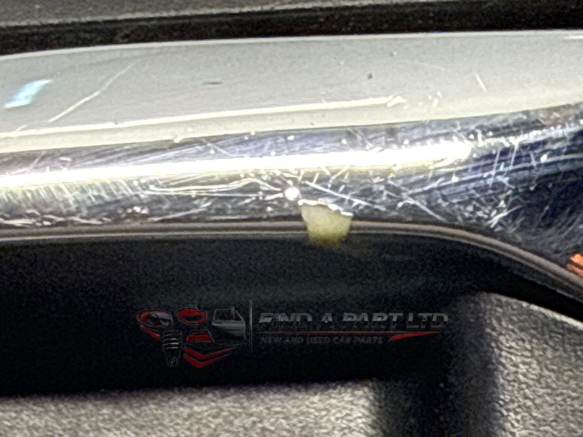 2002 Honda Avancier TA - Left Front Door Interior Handle PN: