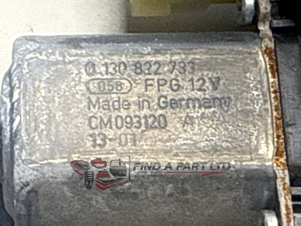 2014 Ford Kuga MK2 - Right Front Window Regulator/Motor PN: 0 130 822 733