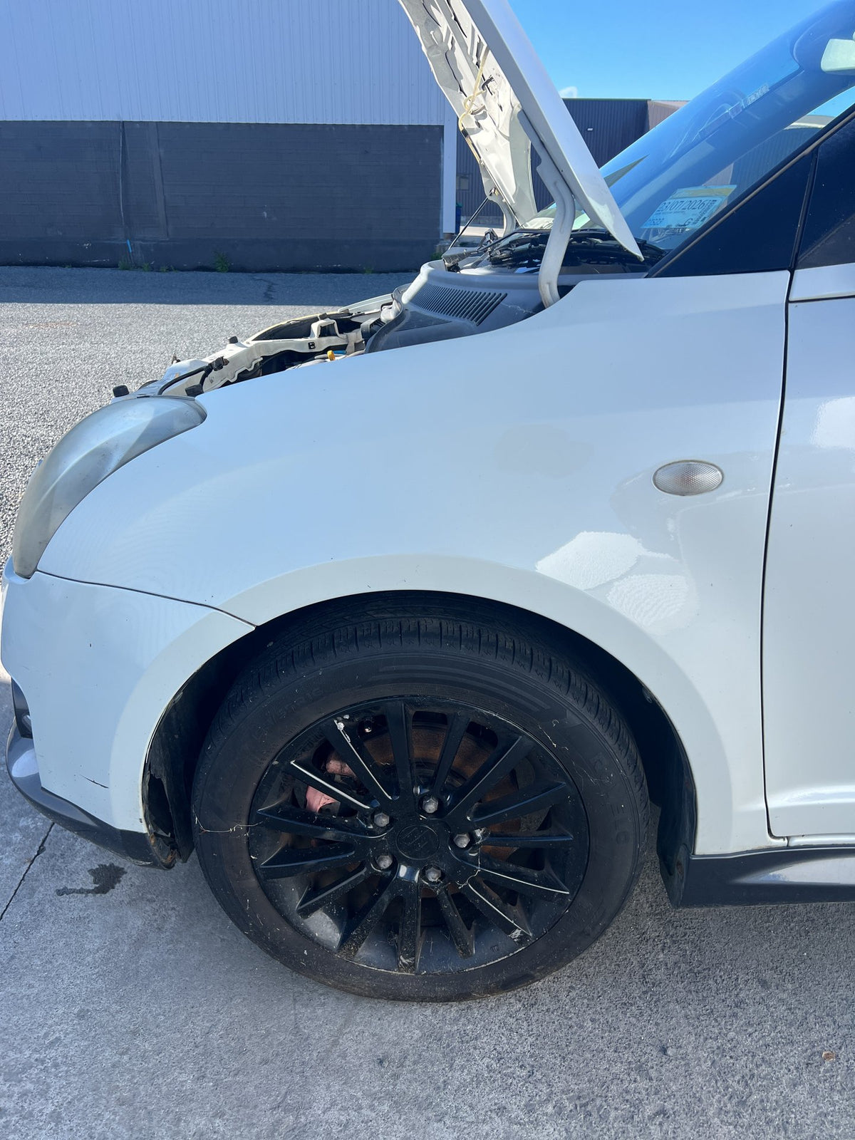 2006 Suzuki Swift ZC31S - Left Front Guard PN: