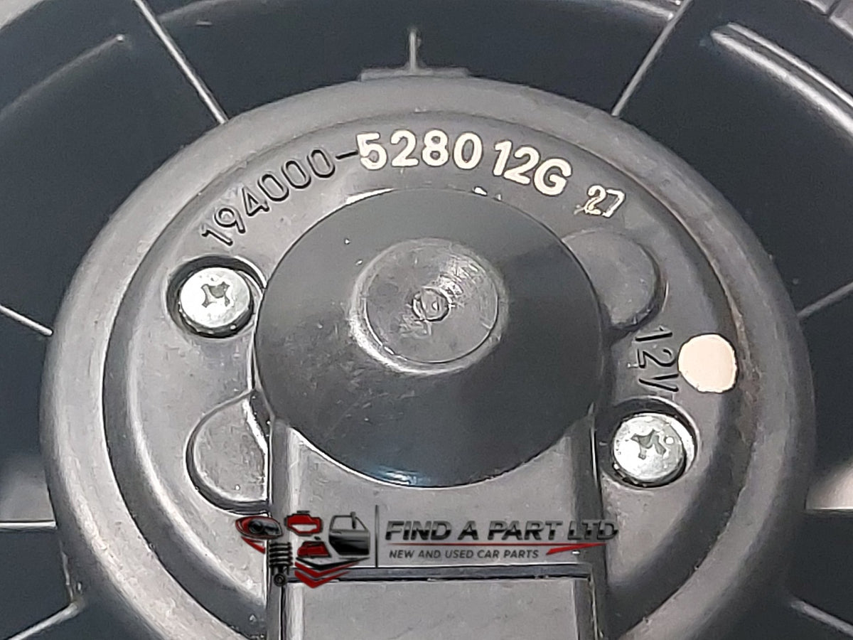 2006 Mitsubishi Colt Z2*W - Heater Fan Motor PN: 194000-528012G
