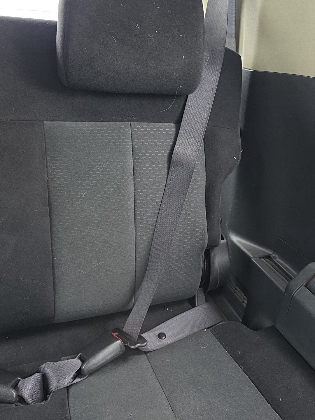 2007 Mitsubishi Delica CV5W - Left Rear Third Row Seat Belt and Stalk PN: