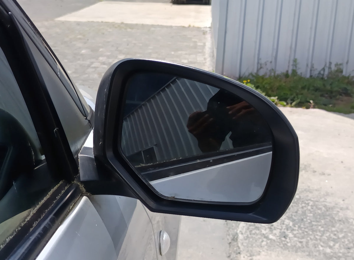 2014 Suzuki Swift FZ ZC72S - Right Door Mirror PN: 023209