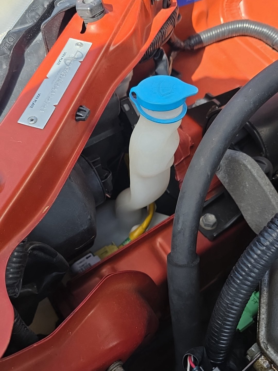 2006-2012 Suzuki SX4 YA11S - Washer Bottle PN: