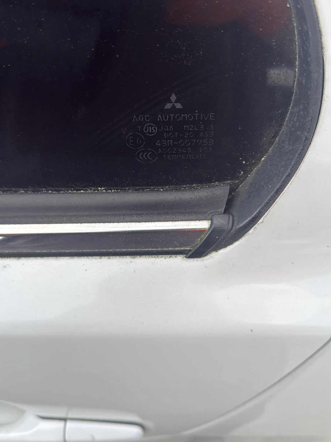 2004-2012 Mitsubishi Galant DJ CY4A - Left Rear Quarter Door Glass PN: