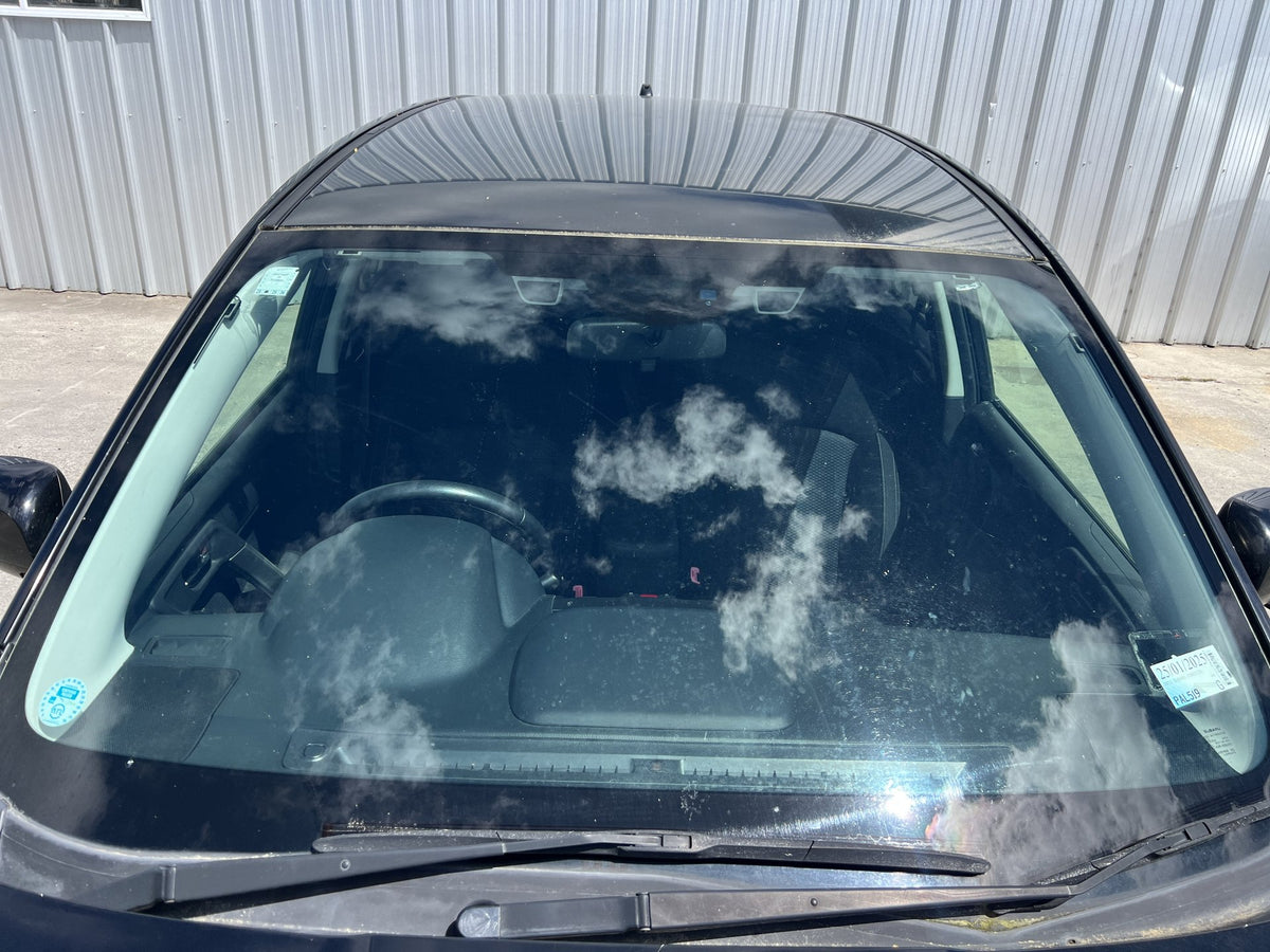 2013 Subaru Forester SJ5 - Windscreen PN: heated type