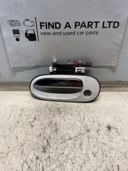 2000-2005 Nissan Bluebird Sylphy- Left Front Exterior Door Handle PN: