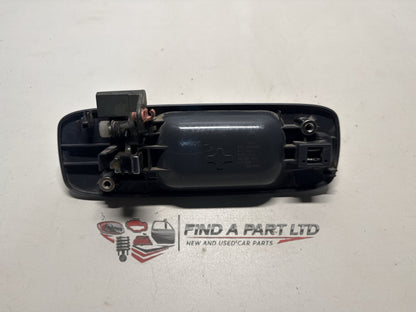 2006 Nissan X-Trail T30 - Left Rear Exterior Door Handle PN:
