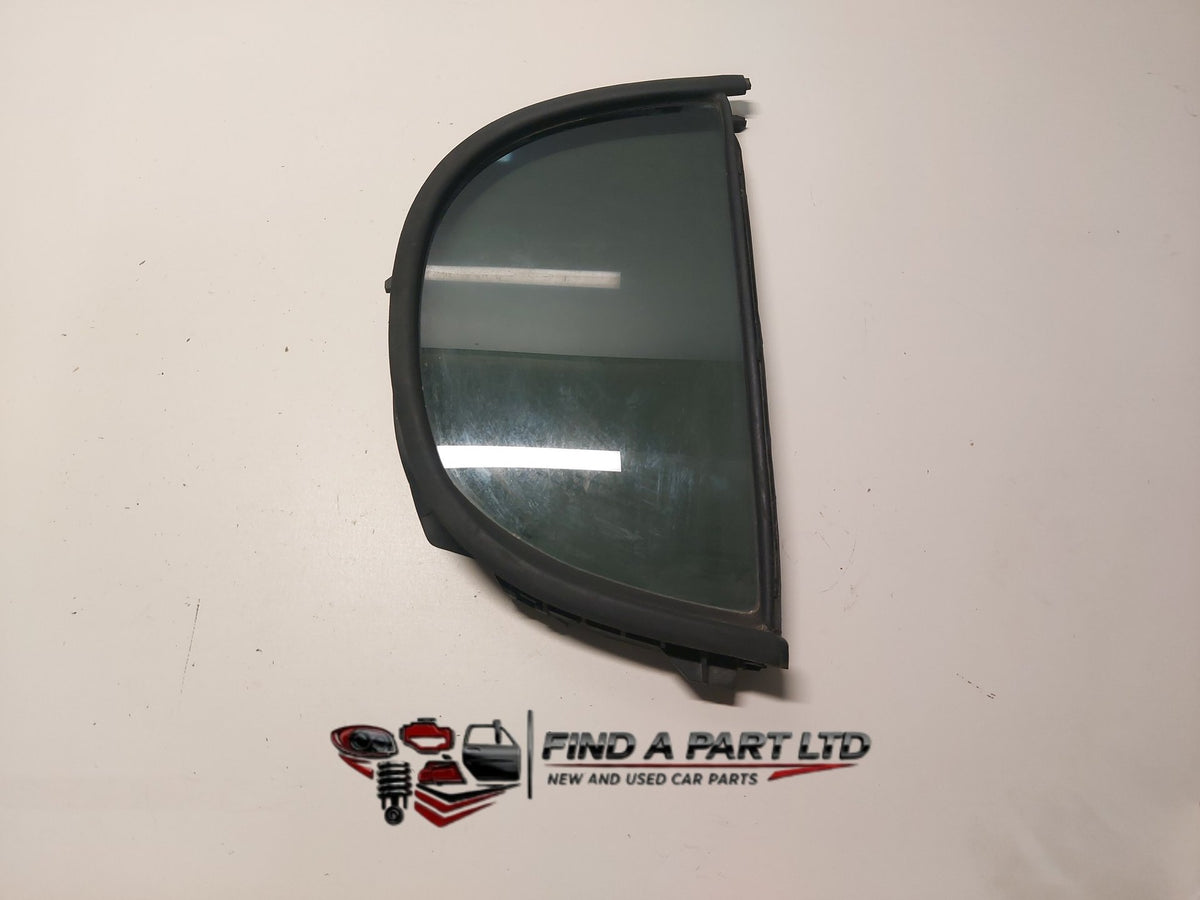 2002 Toyota Vitz P10 - Right Rear Quarter Door Glass PN: NSG.M31G8