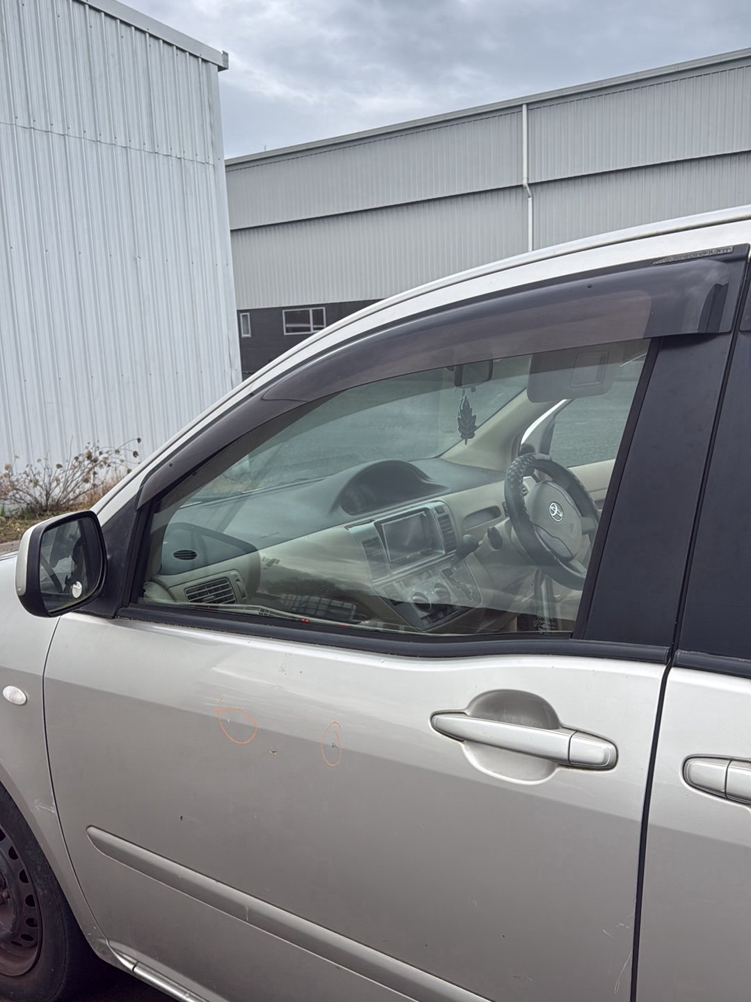 2003-2011 Toyota Raum Z20 NCZ20 - Left Front Door Window PN: