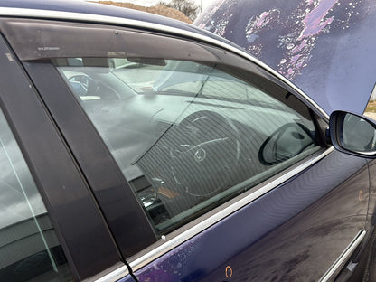 1998-2005 Volkswagen Passat- Right Front Door Window PN: