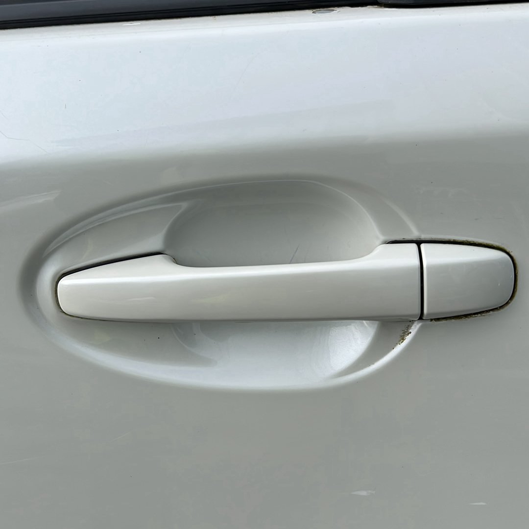 2009-2017 Toyota Wish ZGE20- Left Rear Door Exterior Handle PN: