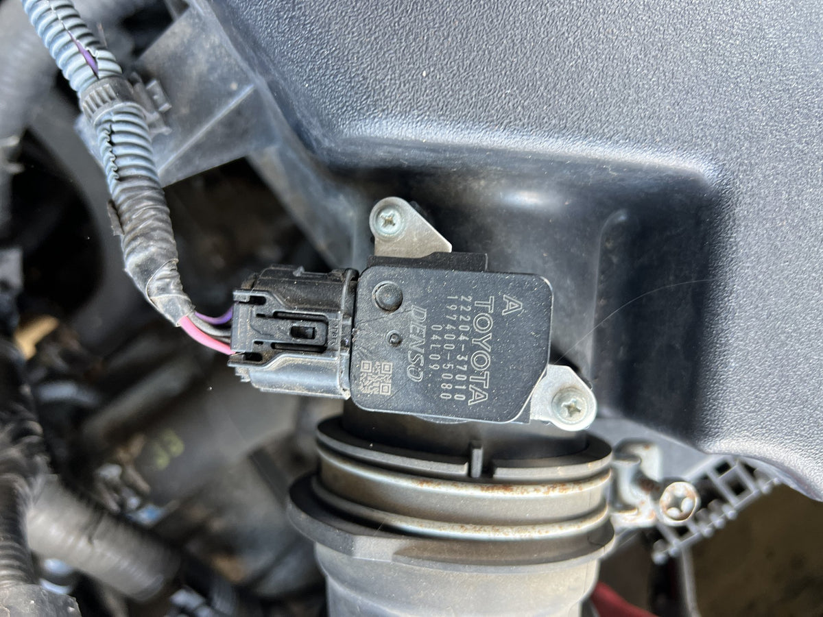 2009 Toyota Corolla JTNKU56E00109575 - Air Flow Meter PN: