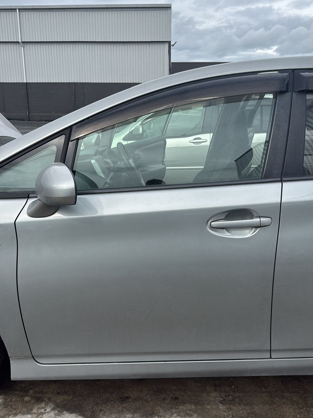 2009-2017 Toyota Wish ZGE20 - Left Front Door Shell PN: