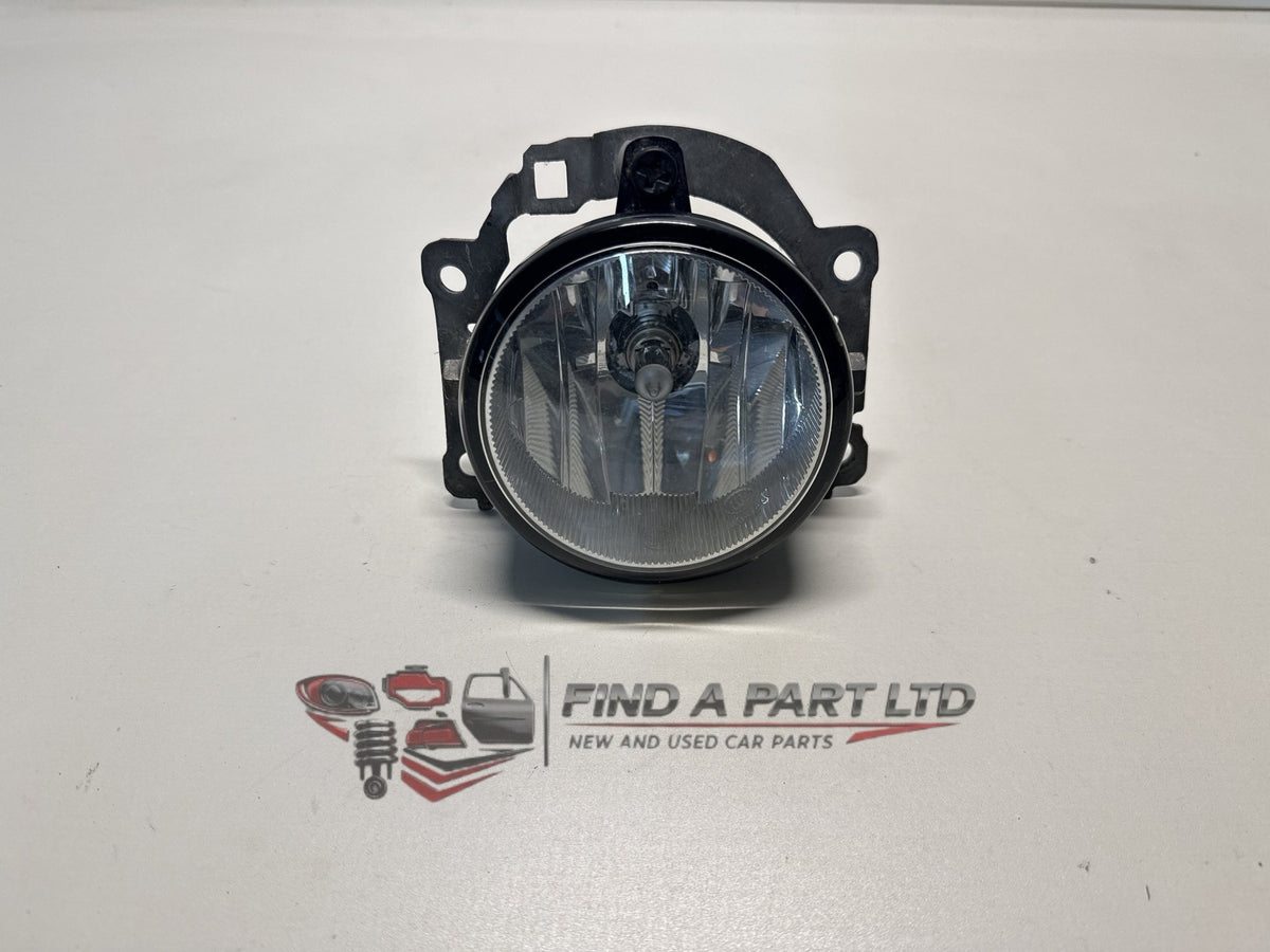 2010 Mitsubishi Outlander CW*W - Right Fog Light PN: A047436