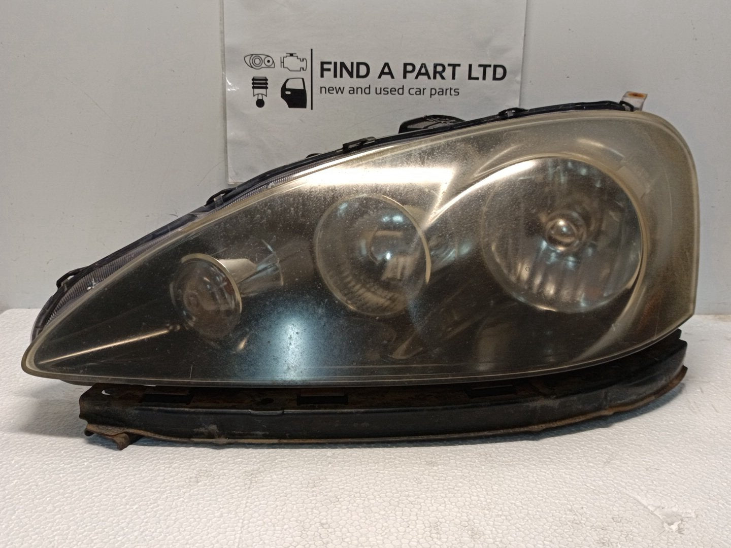 2001-2006 Honda Integra DC - Left Headlight PN: 100 22546
