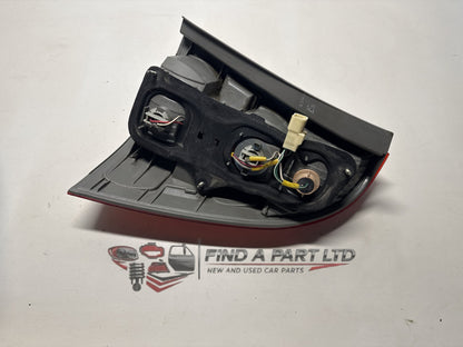2004 Toyota Corolla E120 - Left Taillight PN: 13 79