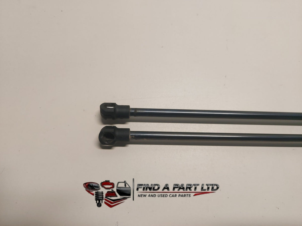 2015 Holden Cruze JH - tailgate strut pair PN: 95472696