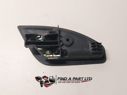 2013 Ford Territory SZ - Right Front Door Interior Handle PN: 3R23-F22600