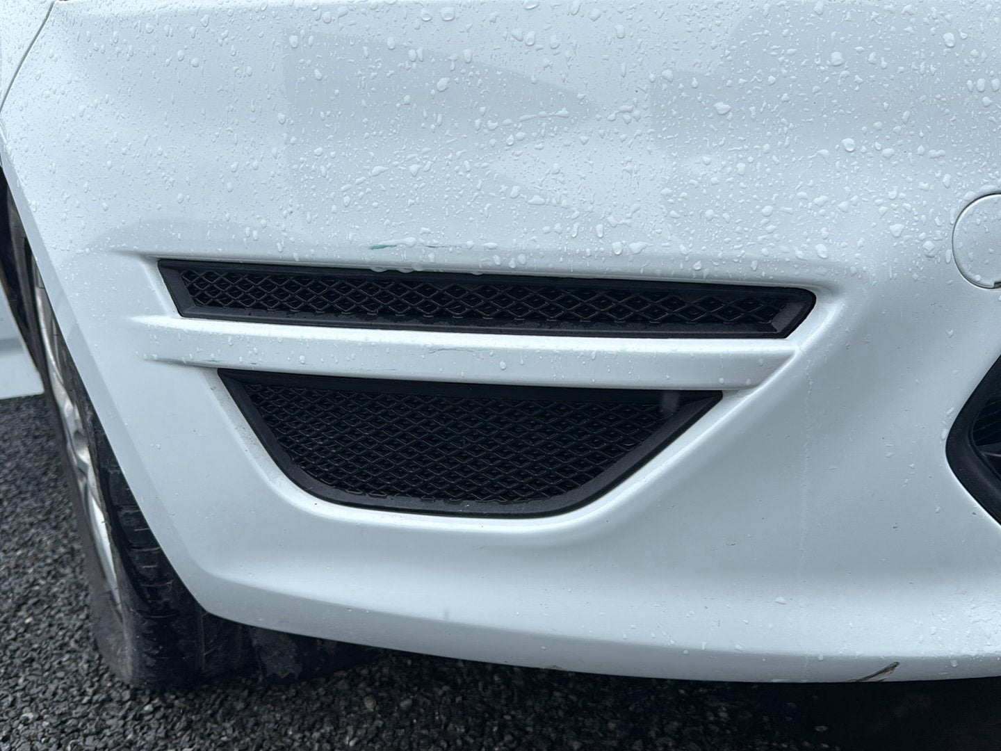 2007-2014 Ford Mondeo MK4 - Right Spotlight Bezel PN: