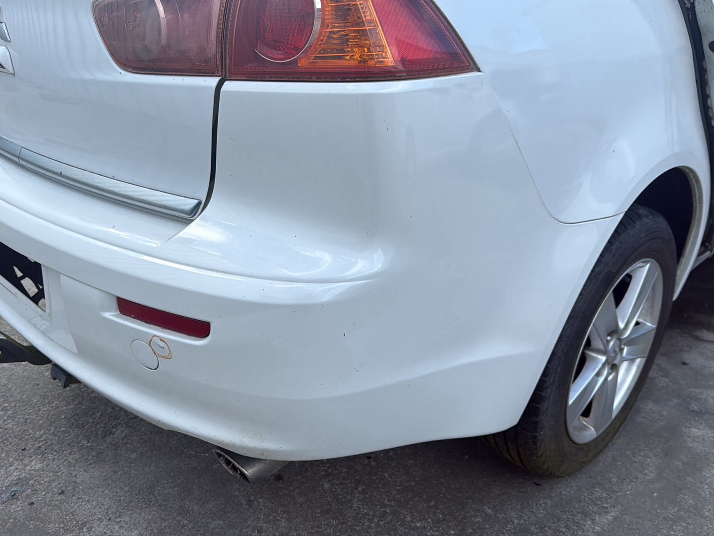 2004-2012 Mitsubishi Galant DJ CY4A - Rear Bumper PN:
