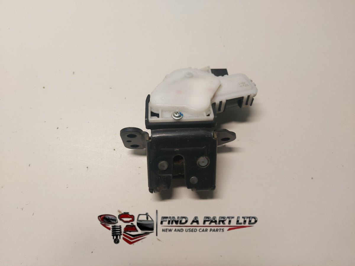 2009 Mazda Atenza GH - Tailgate Lock Mechanism PN: