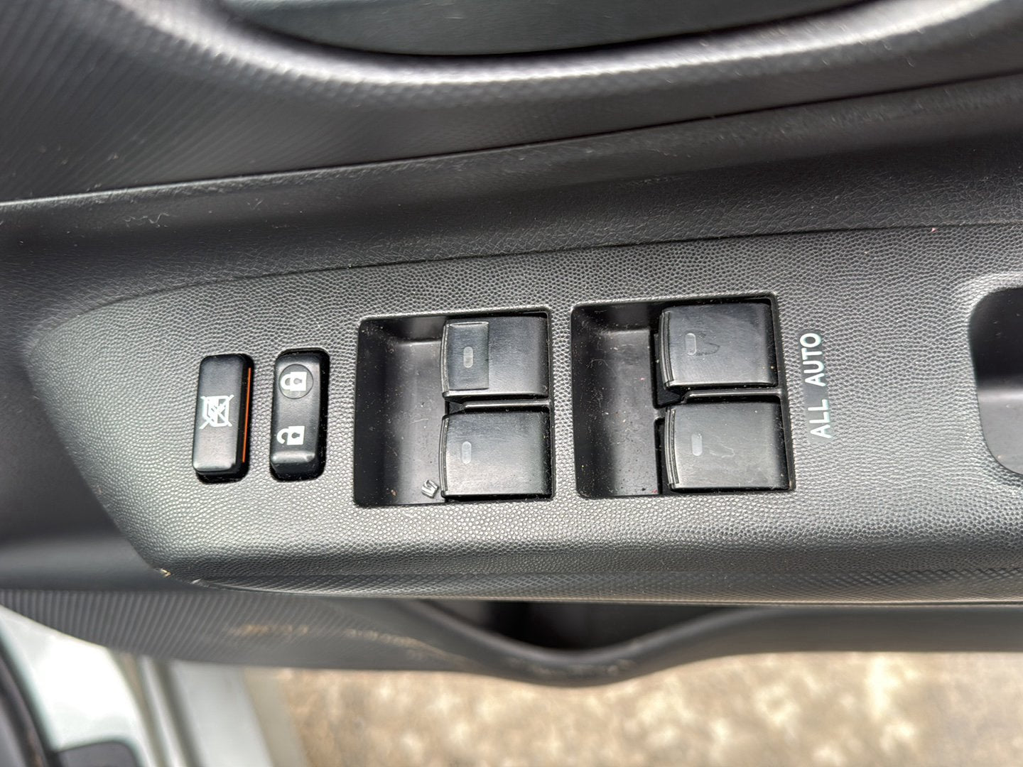 2009-2017 Toyota Wish ZGE20 - Master Power Window Switch PN: