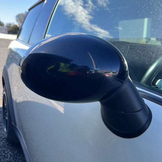 2008-2014 MINI Cooper R55 WMWML320X0TM93432 - Right Door Mirror PN: 15 wire