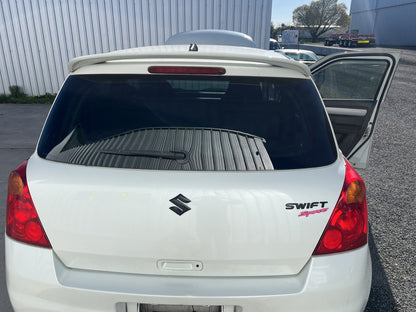 2006 Suzuki Swift ZC31S - Tailgate Shell PN: