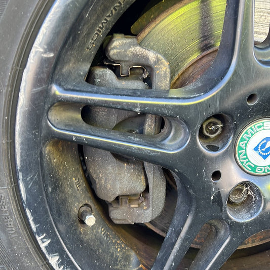 2008-2014 MINI Cooper R55 WMWML320X0TM93432 - Left Front Caliper PN: