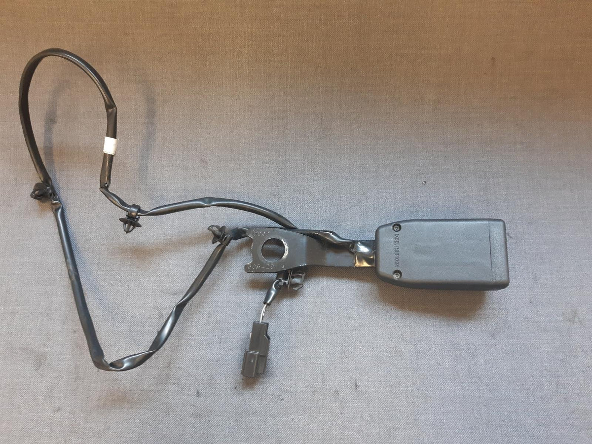 Nov 2006 to Sep 2009 - Mitsubishi Outlander ZG - Right Front Seat Belt Stalk