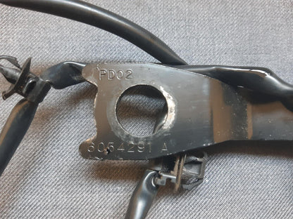 Nov 2006 to Sep 2009 - Mitsubishi Outlander ZG - Right Front Seat Belt Stalk