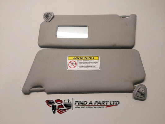 2004 Toyota Camry XV30 - Sun Visor Pair PN: