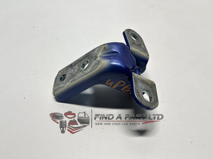 2014 Kia Rio JB - Right Upper Door Hinge PN: