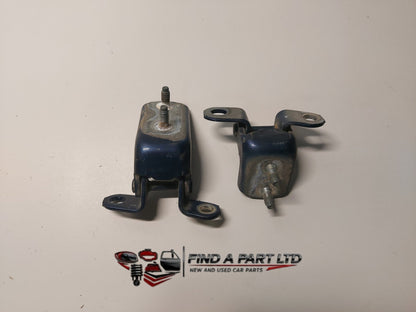 1996 Toyota Corolla E100 - Left Rear Door Hinge Set PN: