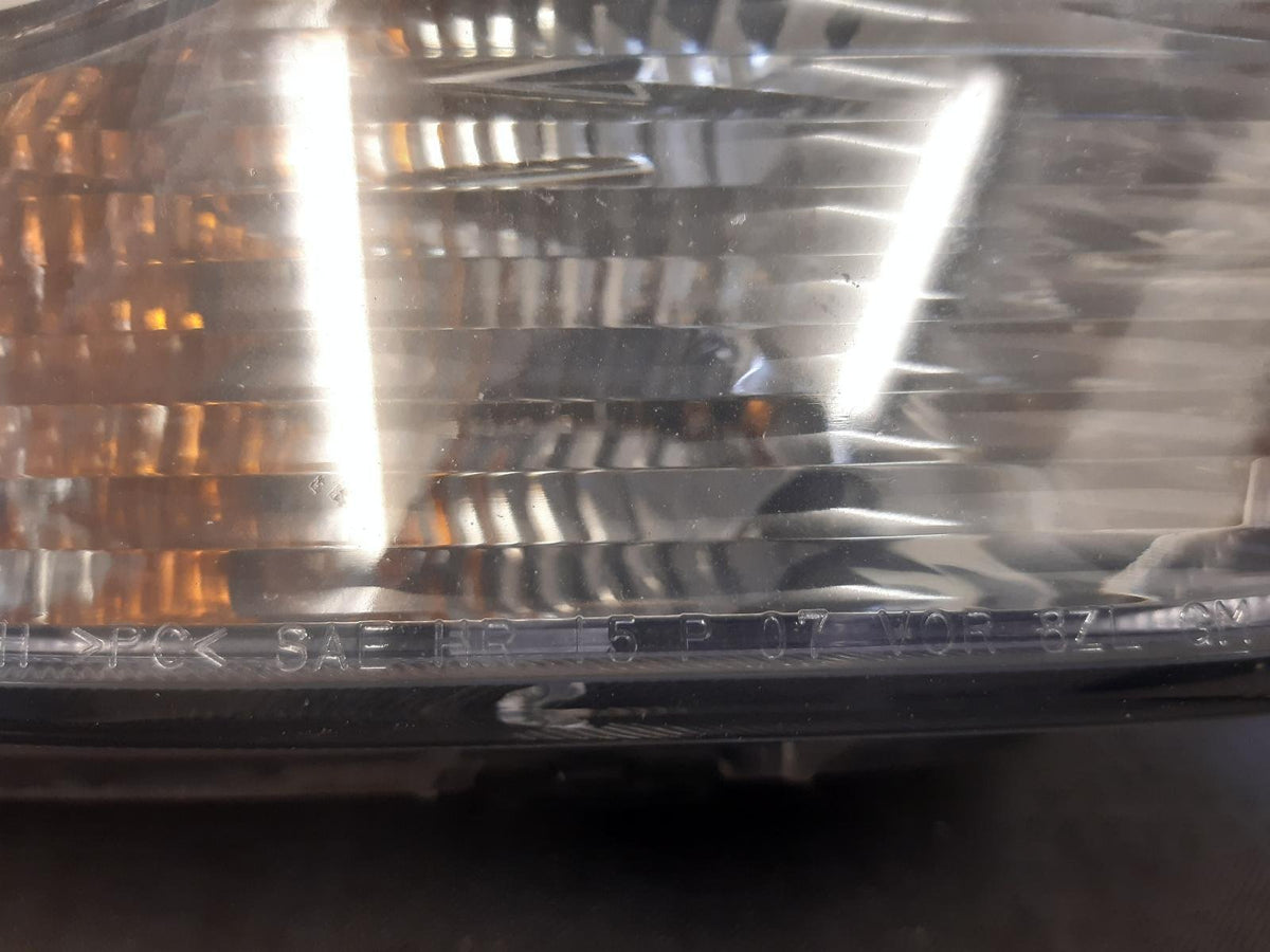 Jul 2008 to Sep 2015 - Holden Captiva/Captiva 5 CG Maxx - Right Headlight - (4Th Vin = D)