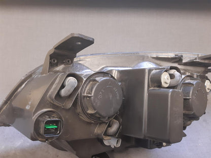 Jul 2008 to Sep 2015 - Holden Captiva/Captiva 5 CG Maxx - Right Headlight - (4Th Vin = D)