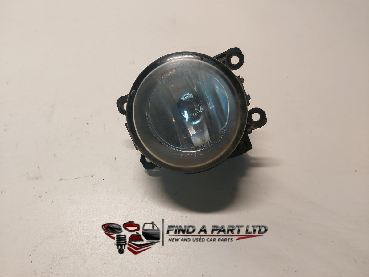 2008 Mitsubishi Outlander CW*W - Left Fog Light PN: ST90FA