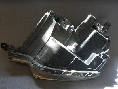 Jul 2008 to Sep 2015 - Holden Captiva/Captiva 5 CG Maxx - Right Headlight - (4Th Vin = D)