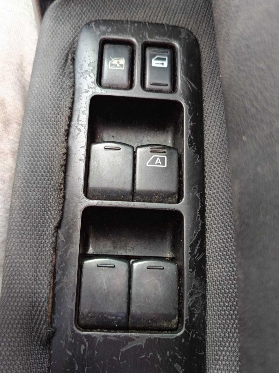 2009 Nissan Dualis J10 KJ10 - Master Power Window Switch PN: