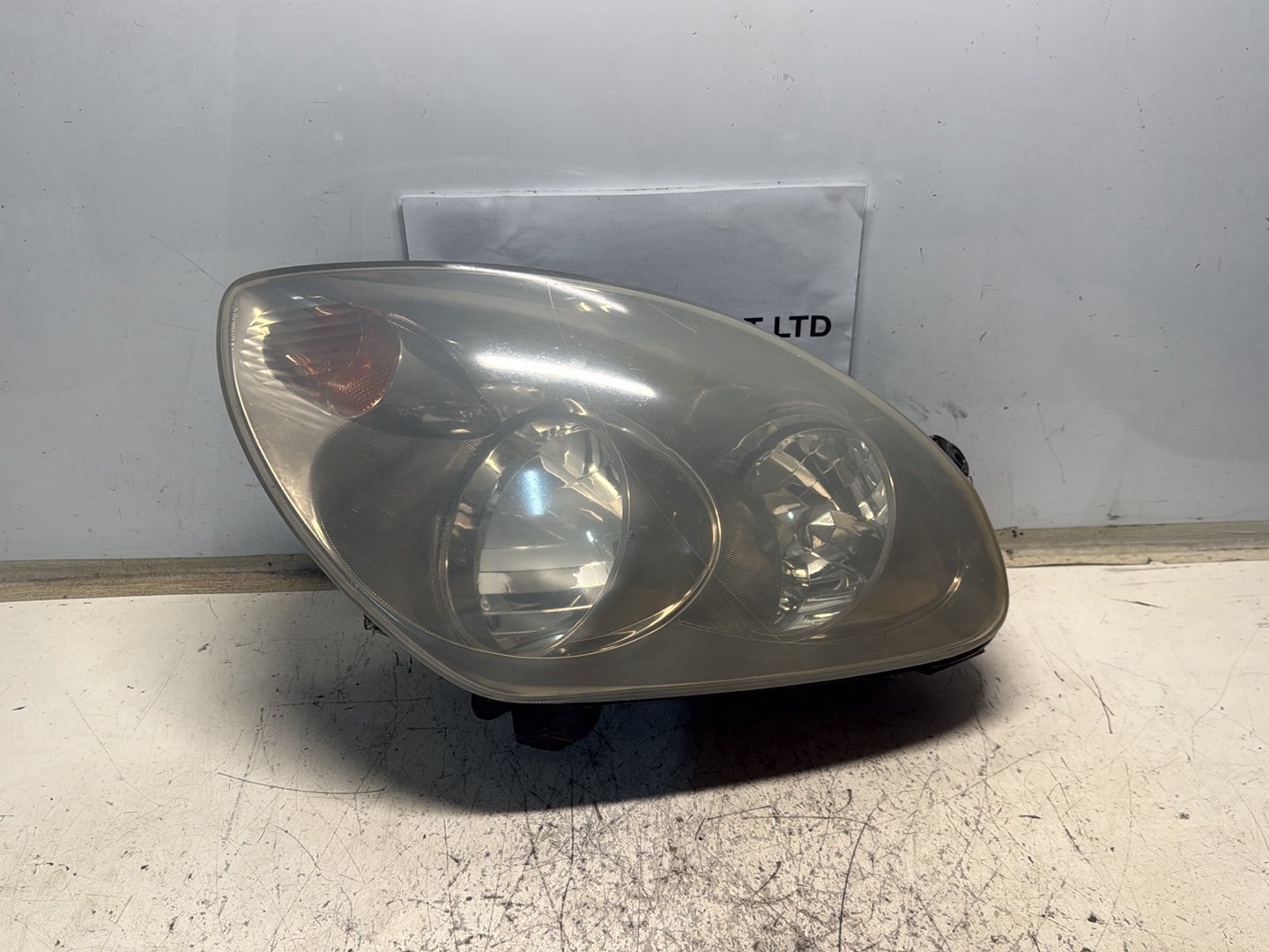 2001-2006 Nissan Skyline- Left Headlight PN: 1680