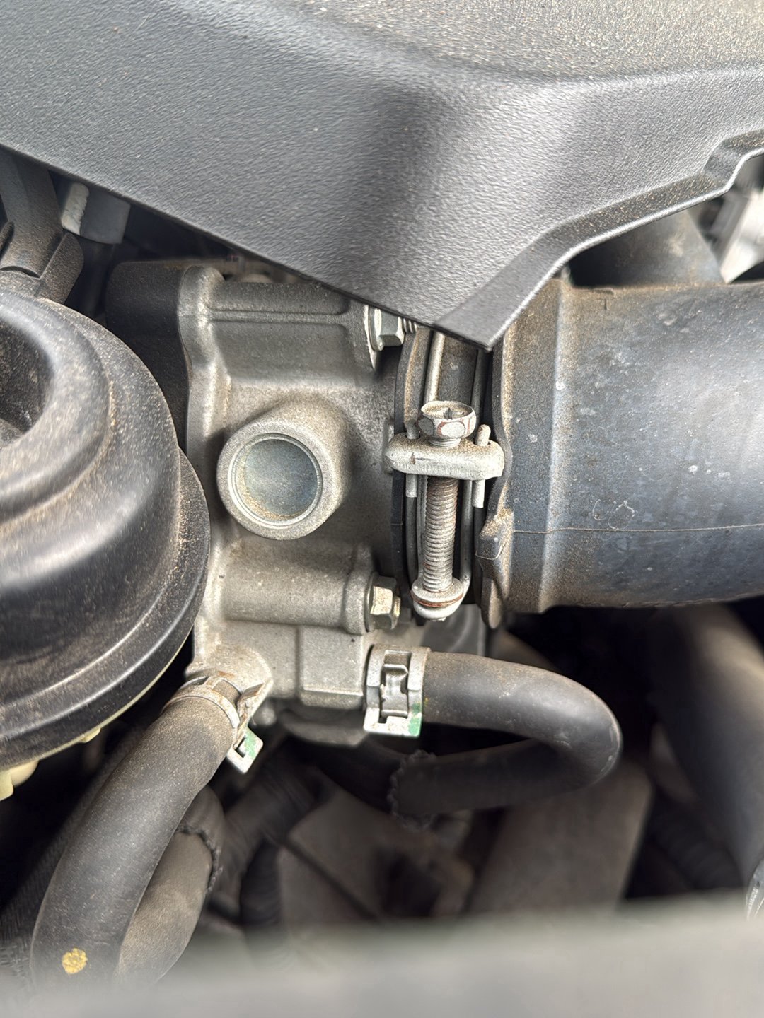 2009-2017 Toyota Wish ZGE20 - Throttle Body PN: