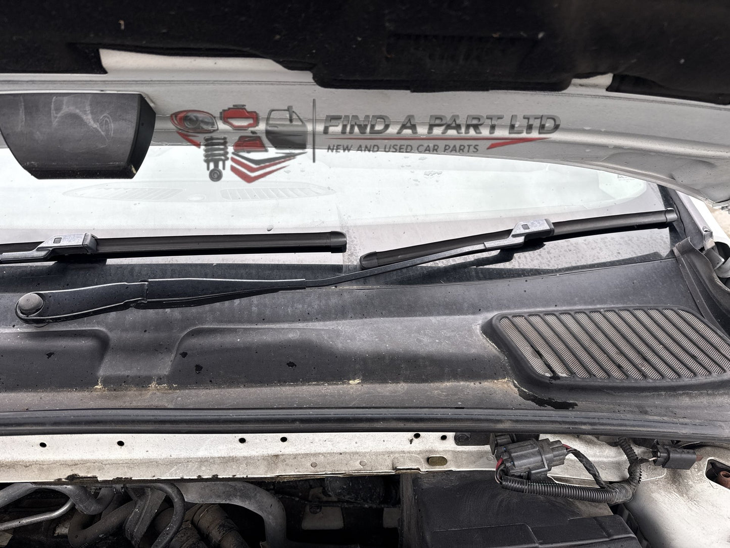 2007-2014 Ford Mondeo MK4 - Wiper Arm Pair PN: