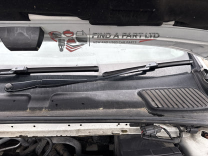 2007-2014 Ford Mondeo MK4 - Wiper Arm Pair PN: