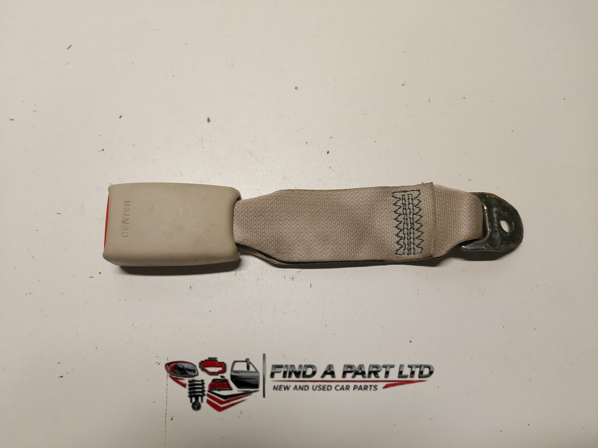 2004 Toyota Ipsum - Centre Seat Belt Stalk PN: G2285