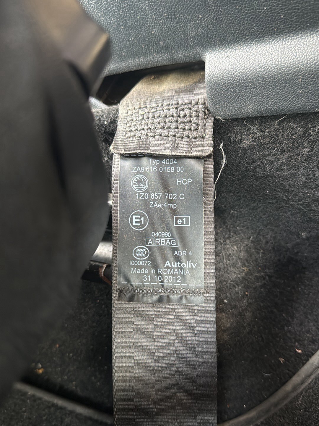 2012-2020 Skoda Octavia 5E - Right Front Seat Belt PN: 1z0 857702c