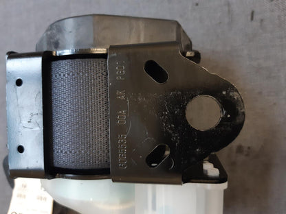 Nov 2006 to Sep 2009 - Mitsubishi Outlander ZG - Rear Centre Seat Belt