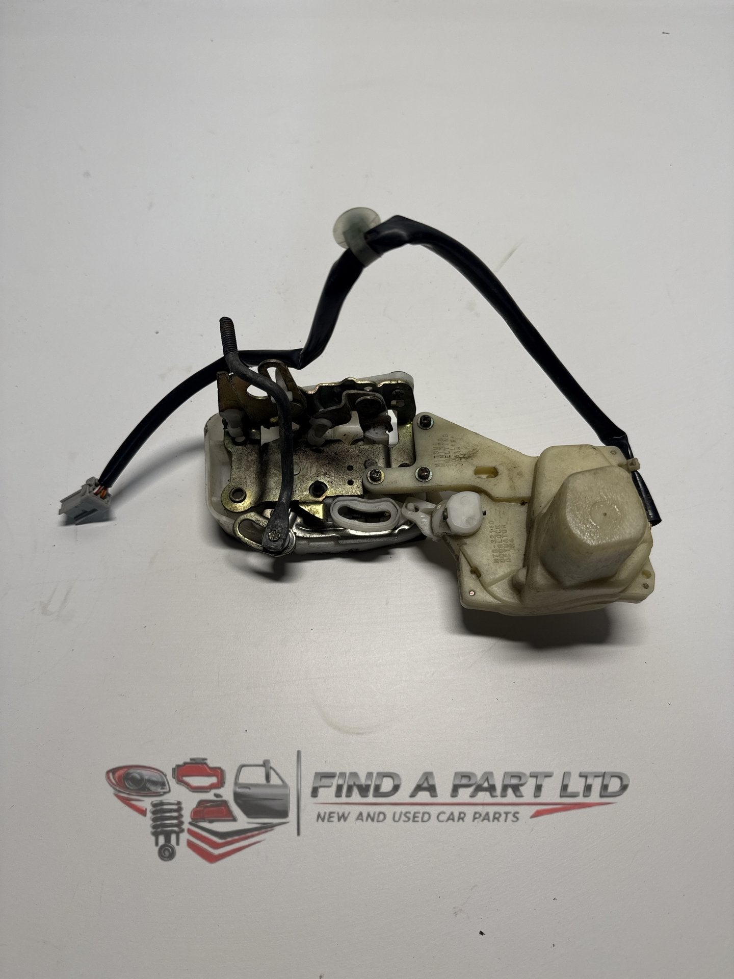 1995-1998 Honda Odyssey - Right Rear Lock Mechanism PN: